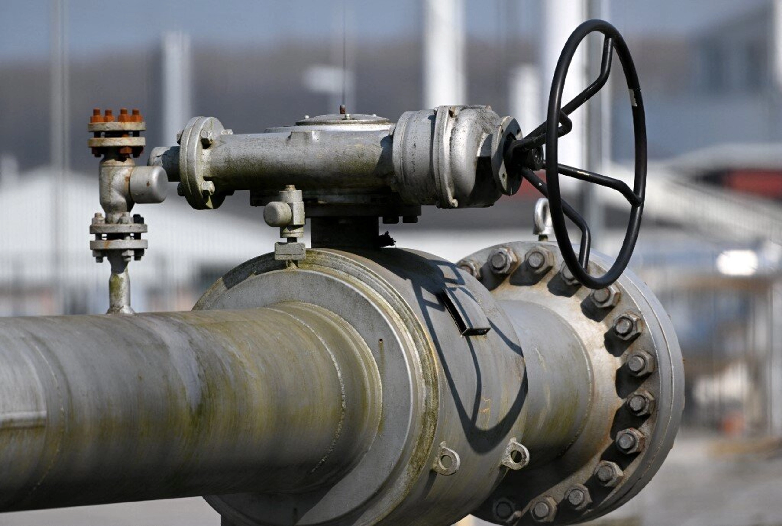 US May Help Bring Russian Gas Back to Europe in Shadow Peace Talks
